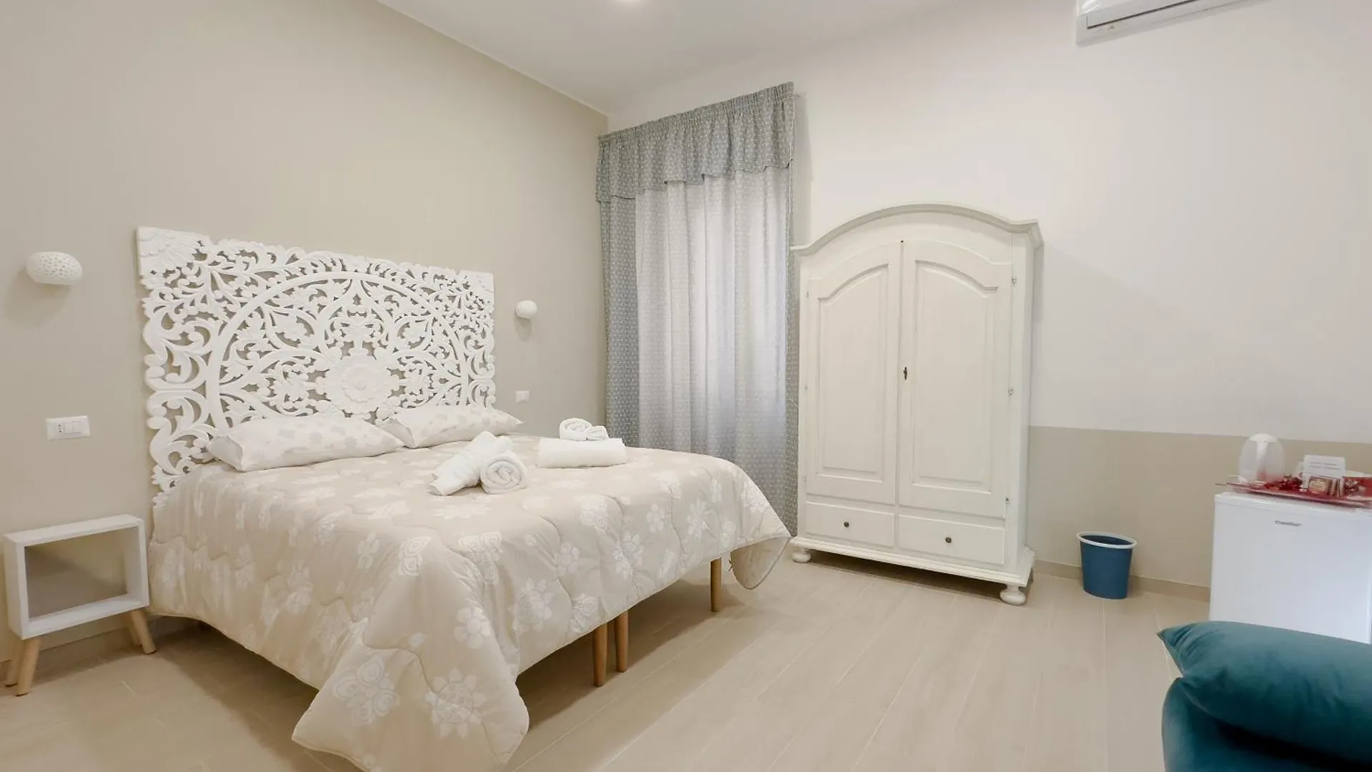 Hotel Real Poggio à Naples 0*,