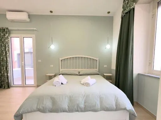 Hotel Real Poggio à Naples Maison d'hôtes